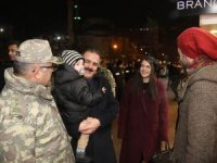 Vali Akbıyık, Yüksekova esnafını ziyaret etti