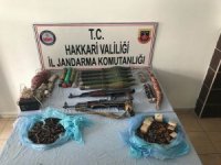 Zavite kırsalında silah, mühimmat ele geçirildi!