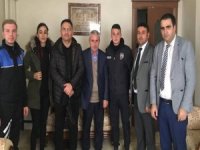 Hakkari polisinden şehit ailelerine ziyaret