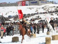 Buz tutan Gölüde 'Kış Şöleni...