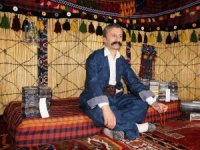 Hakkarili dengbejin kaset aşkı
