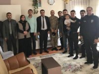 Hakkari’de şehit ailelerine ziyaret...