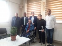 Başkan Gür’den engellilere ziyaret