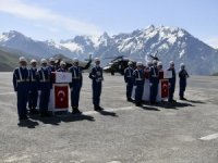 Hakkari'de 2 şehit için tören düzenlendi...