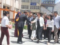 Buldan: Hakkari halkı ile bayramlaştı