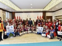 Damla gönülleri projesinden Vali Akbıyık’a ziyaret