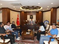 Şehit olan işçi aileleri Vali Akbıyık'ı ziyaret etti