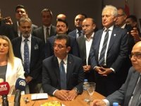 Ekrem İmamoğlu mazbatasını aldı