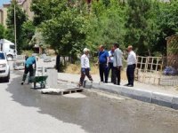 Tekser ve TOKİ'de kaldırım ve çevre düzenlemesi
