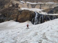 Buzul dağlarında Snowboard gösterisi