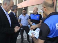 Hakkari polisi dolandırıcılığa karşı broşür dağıttı