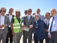 Vali Akbıyık 2. etap temel atma programına katıldı
