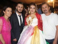 Taş ailesinin mutlu günü (Video)