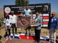 Hakkari’de “Uluslar arası Dağ Bisikleti Yarışması” düzenlendi