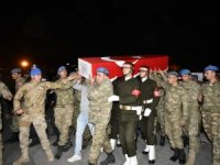 Hakkari’de şehitler için tören düzenlendi