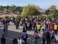 İstanbul'da korkutan deprem okullar boşaltıldı
