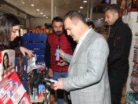 Vali Akbıyık, alışveriş merkezi AHS’yi ziyaret etti