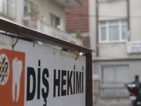 Diş hekiminin sahte olduğunu öğrenen mahalleli şok oldu