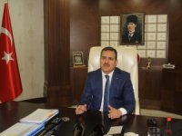 Vali Akbıyık'tan 'Dünya Kadın Hakları Günü' mesajı