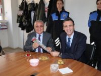 Asker ve polisten Öğretmenler Günü kutlaması