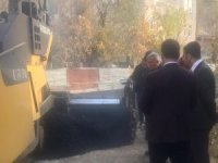 Belediye başkan yardımcıları çalışmaları denetledi