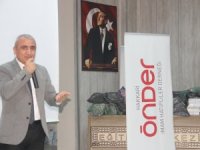 ÖNDER’den üniversite öğrencilerine kitap jesti