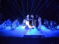 Reng-i Hakkari Van’da muhteşem bir gösteri sundu