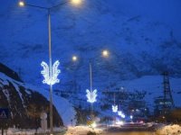 Vali Akbıyık, Led ışık süslemeleri çalışmalarını denetledi