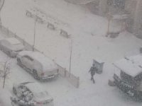 Hakkari'de okullar tatil edildi