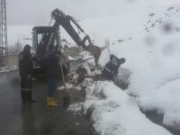 Yağmur ve atık su kanalları temizlendi