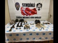 Silah ve mühimmat ele geçirildi