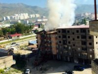 Yüksekova'da yangın paniği