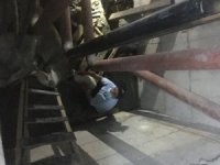 Belediye ekibinden kurtarma çalışması