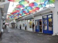 ‘Şemsiyeli Halk Pazarı’ açıldı