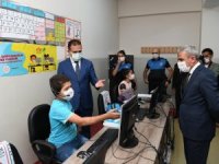 Vali Akbıyık, 49 EBA destek noktamız var