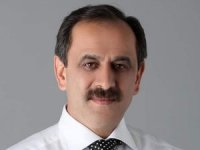 Eski belediye başkanı aracında ölü bulundu!
