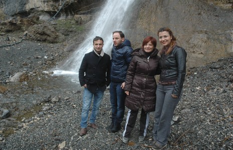 deniz-gezmisin-kuzeni-hakkaride-2.jpg deniz-gezmisin-kuzeni-hakkaride-2.jpg