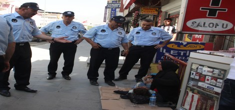 dilenci-m.jpg dilenci-m.jpg