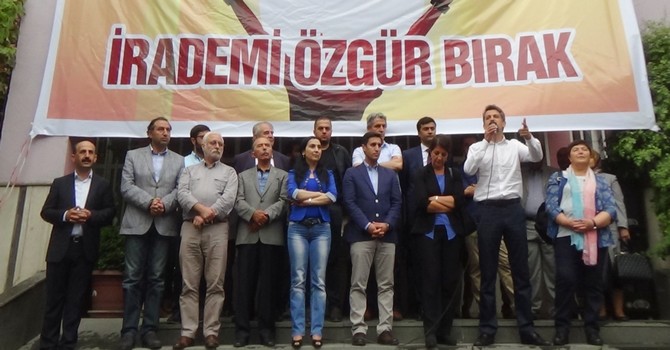 figen-yuksekdag-hakkari-1111111.jpg