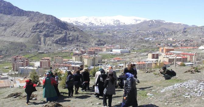 hakkari-fidan-dikimi-3.jpg