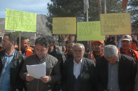 karayollari-iscileri-grevde-2.jpg karayollari-iscileri-grevde-2.jpg