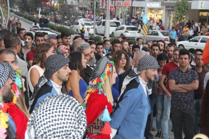 Hakkari’de halaylı gala galerisi resim 21