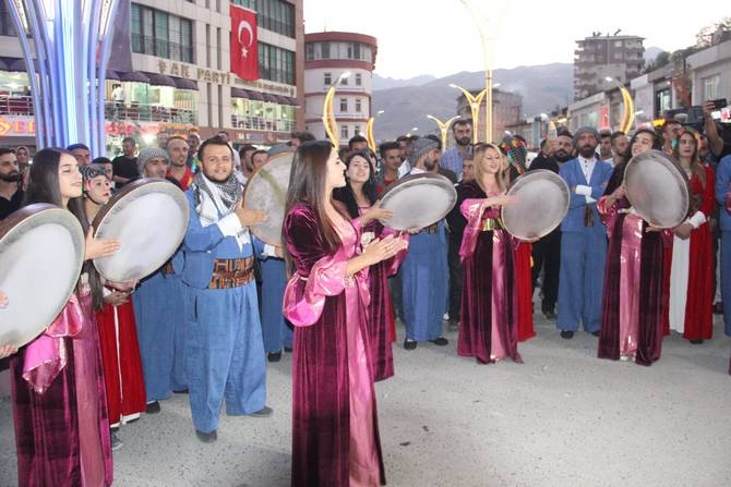 Hakkari’de halaylı gala galerisi resim 31