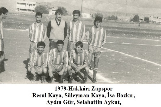 Hakkâri futbolunda eski kareler… galerisi resim 5