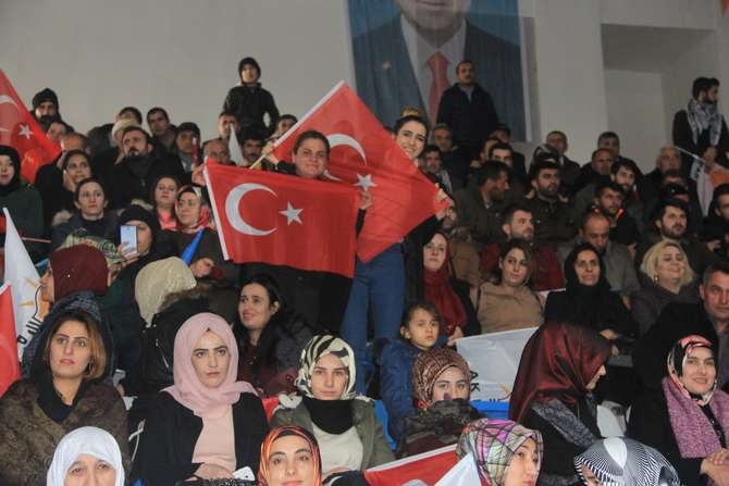 Ak Parti tanıtım toplantısına 5 bin kişi katıldı galerisi resim 8