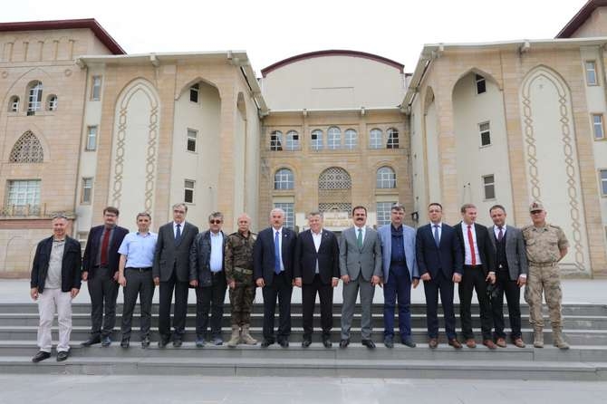 Yargıtay Başkanı Cirit Hakkari'de galerisi resim 17