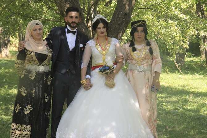 Akdoğan Ailesinin Mutlu Günü galerisi resim 7