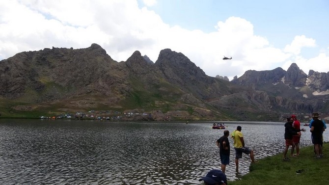 Cilo ve Sat Dağlarında halaylar çekildi galerisi resim 25