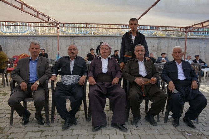 Özer Ailesinin Mutlu Günü! galerisi resim 4