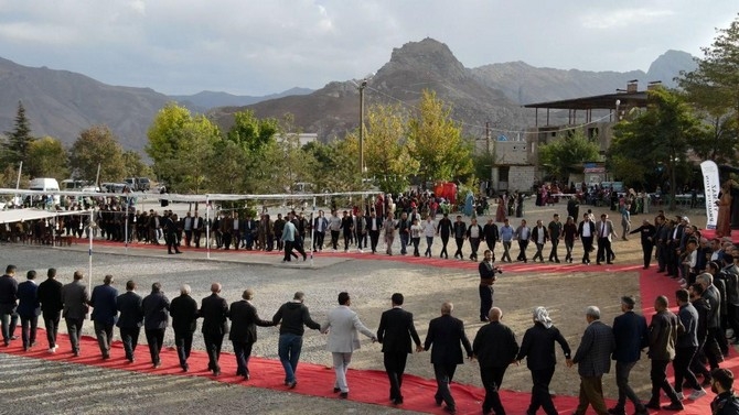 Er Ailesinin Görkemli Düğünü! galerisi resim 8